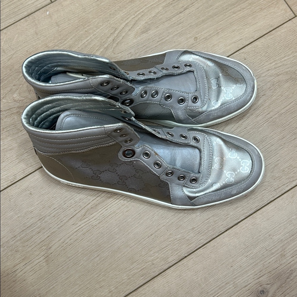 Gucci High Top Sneakers 6.5 - Picture 5 of 16